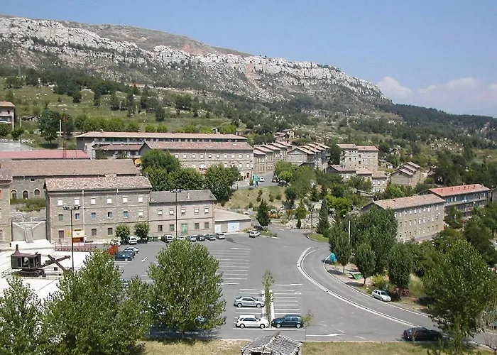 فندق Santa Barbara Sant Corneli
