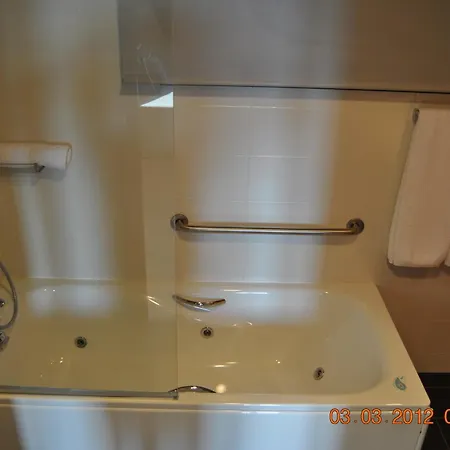 Santa Barbara 2* Sant Corneli