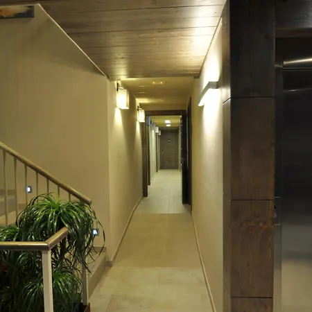 ホテル Santa Barbara Sant Corneli