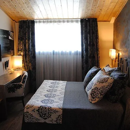 Santa Barbara Hotel Sant Corneli