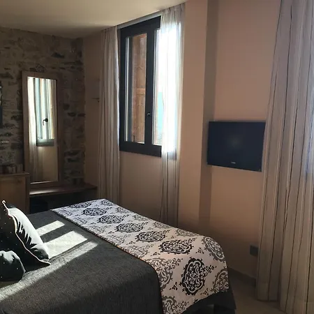 ホテル Santa Barbara Sant Corneli