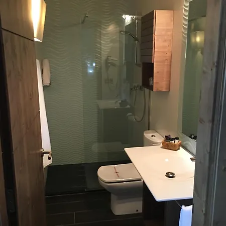 Santa Barbara ホテル 2*